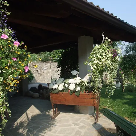Al Vecchio Gelso Country house La Morra