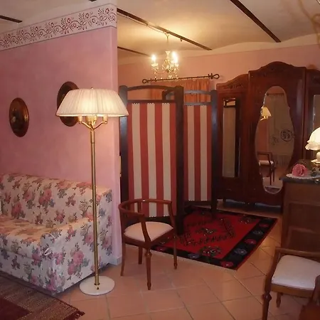 Al Vecchio Gelso * La Morra