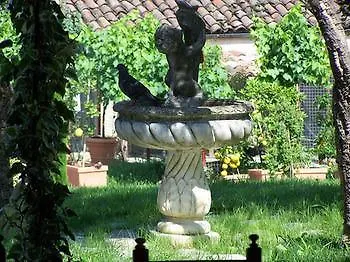 Al Vecchio Gelso La Morra