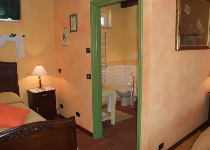 Casa di campagna Al Vecchio Gelso La Morra